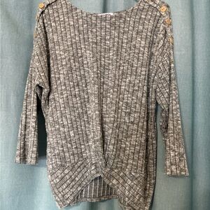 Gray blouse with a cute twist in the front and shoulder buttons